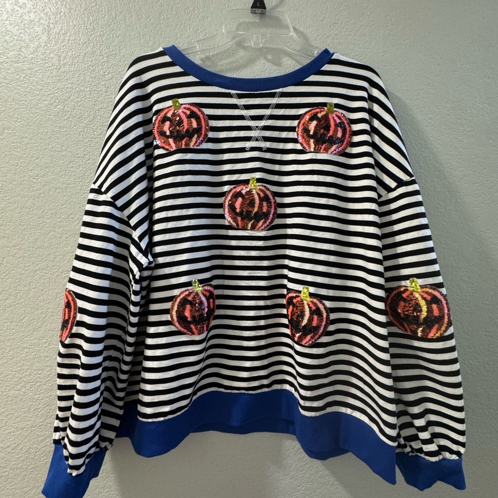 Plus Halloween Striped Sequin Pumpkin Sweatshirt - Picture 2 of 6